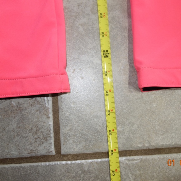 NWT Volcom Hot Pink Snowboarding Pants - Picture 9 of 11